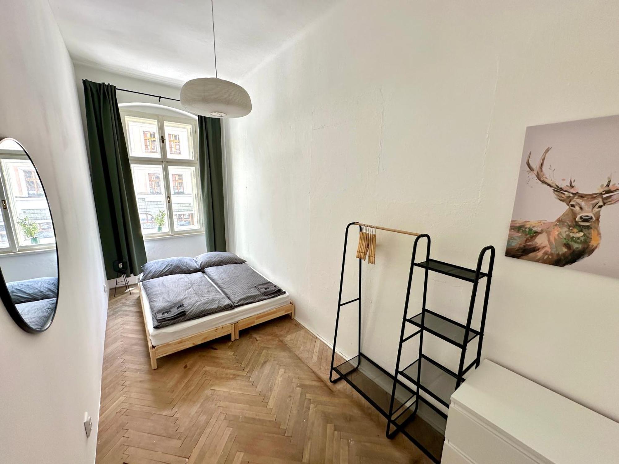 Apartamento Location In Prague! 4 Bedrooms And Super Host! *